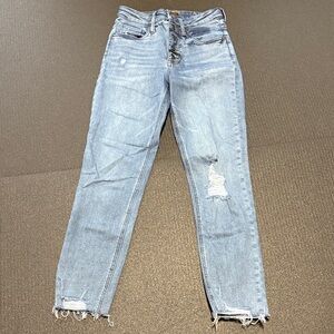 KUT FROM THE KLOTH Button Fly Mom Jeans